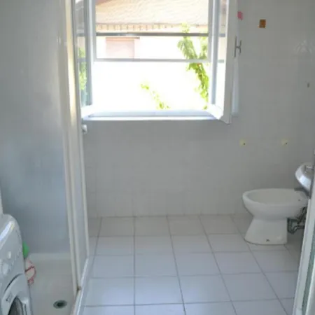 5 Apartamento Ameglia